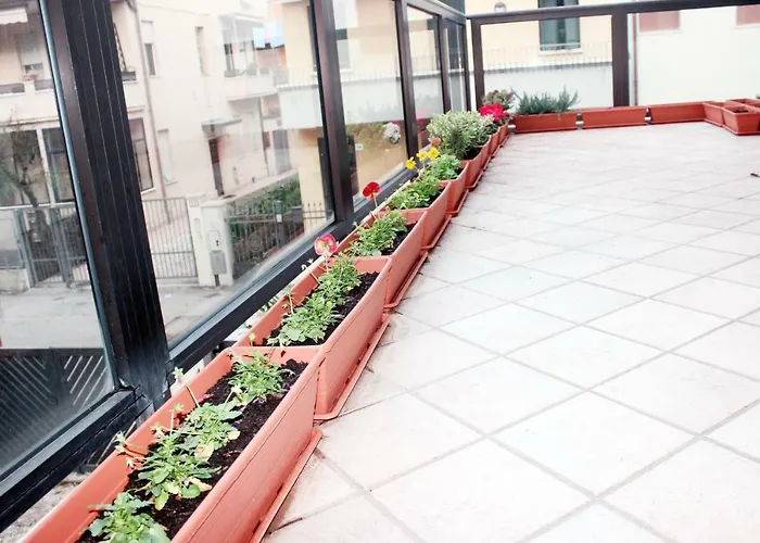 Eden Venice Гостевой дом Местре