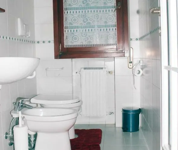 Casa de hóspedes Eden Venice 3*